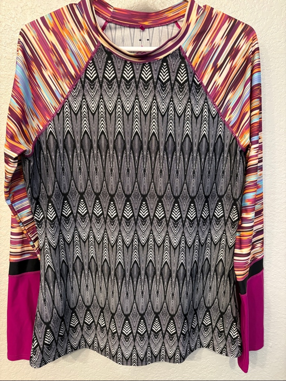 PRANA-Rash-guard Excellent Condition Multicolor Patterned Women's Long Sleeve